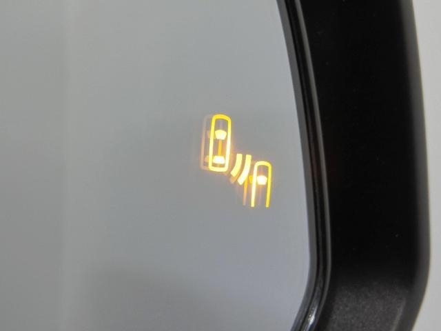 カローラクロス ハイブリッド　ハイブリッド　ワンオーナー　ハーフレザー　電動シート　安全装備　衝突被害軽減システム　横滑り防止機能　ＡＢＳ　エアバッグ　オートクルーズコントロール　盗難防止装置　バックカメラ　ＥＴＣ　ドラレコ（12枚目）