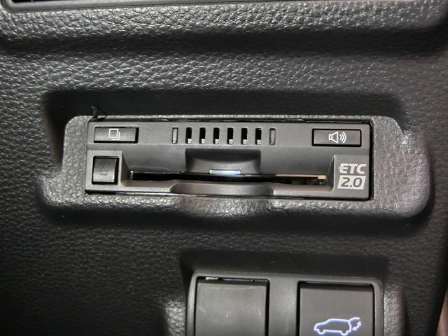 カローラクロス ハイブリッド　ハイブリッド　ワンオーナー　ハーフレザー　電動シート　安全装備　衝突被害軽減システム　横滑り防止機能　ＡＢＳ　エアバッグ　オートクルーズコントロール　盗難防止装置　バックカメラ　ＥＴＣ　ドラレコ（16枚目）