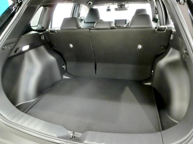 カローラクロス ハイブリッド　ハイブリッド　ワンオーナー　ハーフレザー　電動シート　安全装備　衝突被害軽減システム　横滑り防止機能　ＡＢＳ　エアバッグ　オートクルーズコントロール　盗難防止装置　バックカメラ　ＥＴＣ　ドラレコ（39枚目）