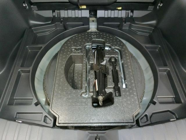 カローラクロス ハイブリッド　ハイブリッド　ワンオーナー　ハーフレザー　電動シート　安全装備　衝突被害軽減システム　横滑り防止機能　ＡＢＳ　エアバッグ　オートクルーズコントロール　盗難防止装置　バックカメラ　ＥＴＣ　ドラレコ（40枚目）