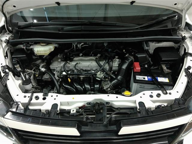 ヴォクシー ＺＳ　ワンオーナー　横滑り防止機能　ＡＢＳ　エアバッグ　盗難防止装置　アイドリングストップ　バックカメラ　後席モニター　ＥＴＣ　ミュージックプレイヤー接続可　ＣＤ　スマートキー　キーレス　フル装備　オートマ（8枚目）