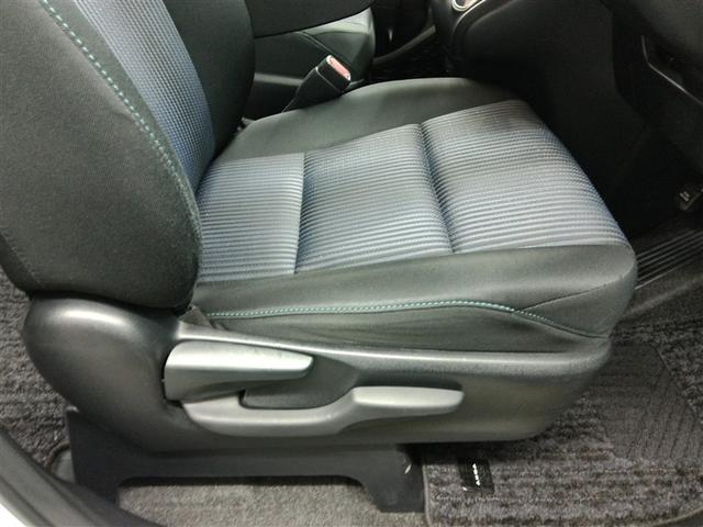 ヴォクシー ＺＳ　ワンオーナー　横滑り防止機能　ＡＢＳ　エアバッグ　盗難防止装置　アイドリングストップ　バックカメラ　後席モニター　ＥＴＣ　ミュージックプレイヤー接続可　ＣＤ　スマートキー　キーレス　フル装備　オートマ（12枚目）