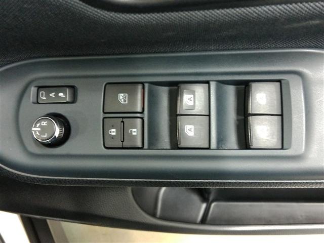 ヴォクシー ＺＳ　ワンオーナー　横滑り防止機能　ＡＢＳ　エアバッグ　盗難防止装置　アイドリングストップ　バックカメラ　後席モニター　ＥＴＣ　ミュージックプレイヤー接続可　ＣＤ　スマートキー　キーレス　フル装備　オートマ（30枚目）