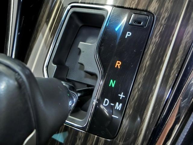ハリアー エレガンス　ワンオーナー　電動シート　安全装備　横滑り防止機能　ＡＢＳ　エアバッグ　盗難防止装置　アイドリングストップ　バックカメラ　ＥＴＣ　ミュージックプレイヤー接続可　ＣＤ　スマートキー　キーレス　フル装備（27枚目）