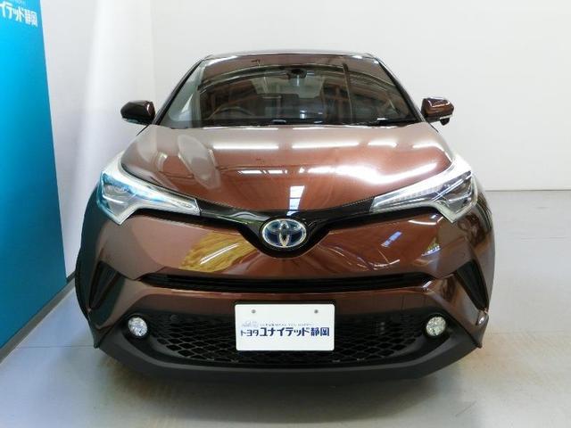 Ｃ－ＨＲ Ｇ　ハイブリッド　ワンオーナー　ハーフレザー　安全装備　衝突被害軽減システム　横滑り防止機能　ＡＢＳ　エアバッグ　オートクルーズコントロール　盗難防止装置　バックカメラ　ＥＴＣ　ＣＤ　スマートキー（4枚目）