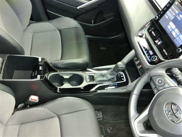 カローラクロス ハイブリッド　Ｚ　ハイブリッド　ワンオーナー　展示・試乗車　ハーフレザー　電動シート　安全装備　衝突被害軽減システム　横滑り防止機能　ＡＢＳ　エアバッグ　オートクルーズコントロール　盗難防止装置　ナビ　バックカメラ（12枚目）