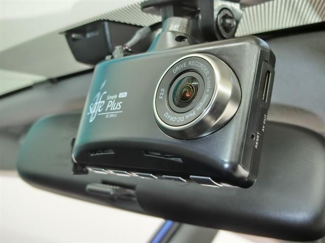 ラクティス Ｇ　ワンオーナー　横滑り防止機能　ＡＢＳ　エアバッグ　オートクルーズコントロール　盗難防止装置　バックカメラ　ＥＴＣ　ドラレコ　ミュージックプレイヤー接続可　ＣＤ　スマートキー　キーレス　フル装備（4枚目）