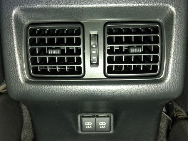 カムリ ＷＳレザーパッケージ　ハイブリッド　ワンオーナー　サンルーフ　革シート　電動シート　安全装備　衝突被害軽減システム　横滑り防止機能　ＡＢＳ　エアバッグ　オートクルーズコントロール　盗難防止装置　バックカメラ　ＥＴＣ　ＣＤ（18枚目）