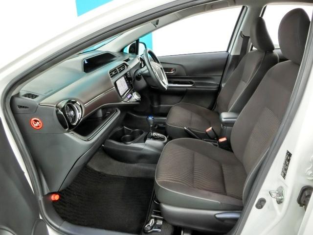 アクア Ｇ　ハイブリッド　衝突被害軽減システム　横滑り防止機能　ＡＢＳ　エアバッグ　オートクルーズコントロール　盗難防止装置　バックカメラ　ＥＴＣ　ミュージックプレイヤー接続可　ＣＤ　スマートキー　キーレス（25枚目）