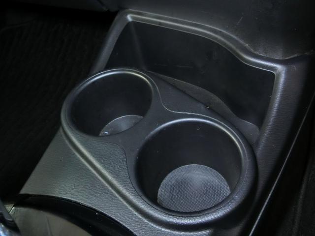 アクア Ｇ　ハイブリッド　衝突被害軽減システム　横滑り防止機能　ＡＢＳ　エアバッグ　オートクルーズコントロール　盗難防止装置　バックカメラ　ＥＴＣ　ミュージックプレイヤー接続可　ＣＤ　スマートキー　キーレス（34枚目）