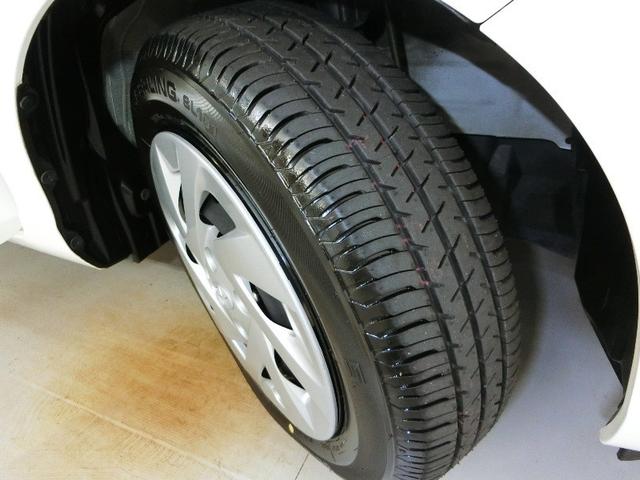 アクア Ｇ　ハイブリッド　衝突被害軽減システム　横滑り防止機能　ＡＢＳ　エアバッグ　オートクルーズコントロール　盗難防止装置　バックカメラ　ＥＴＣ　ミュージックプレイヤー接続可　ＣＤ　スマートキー　キーレス（37枚目）