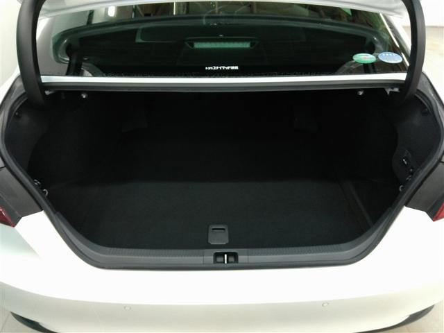 カムリ Ｇレザーパッケージ　ハイブリッド　ワンオーナー　革シート　電動シート　安全装備　衝突被害軽減システム　横滑り防止機能　ＡＢＳ　エアバッグ　オートクルーズコントロール　盗難防止装置　バックカメラ　ＥＴＣ　ドラレコ　ＣＤ（20枚目）