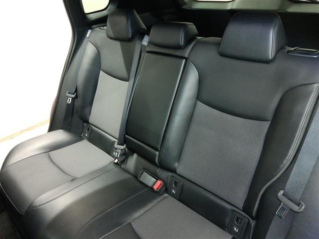 カローラクロス ハイブリッド　Ｚ　ハイブリッド　ワンオーナー　展示・試乗車　ハーフレザー　電動シート　安全装備　衝突被害軽減システム　横滑り防止機能　ＡＢＳ　エアバッグ　オートクルーズコントロール　盗難防止装置　ナビ　バックカメラ（15枚目）