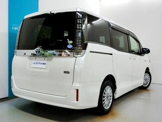 ヴォクシー ハイブリッドＶ　ハイブリッド　ワンオーナー　横滑り防止機能　ＡＢＳ　エアバッグ　オートクルーズコントロール　盗難防止装置　バックカメラ　ＥＴＣ　ドラレコ　ミュージックプレイヤー接続可　ＣＤ　スマートキー　キーレス（2枚目）