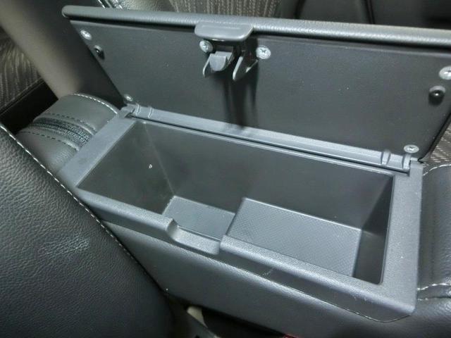 スペーシアカスタム ＸＳリミテッド　衝突被害軽減システム　横滑り防止機能　ＡＢＳ　エアバッグ　盗難防止装置　アイドリングストップ　ＣＤ　スマートキー　キーレス　フル装備　両側電動スライド　ＨＩＤヘッドライト　アルミホイール　オートマ（17枚目）