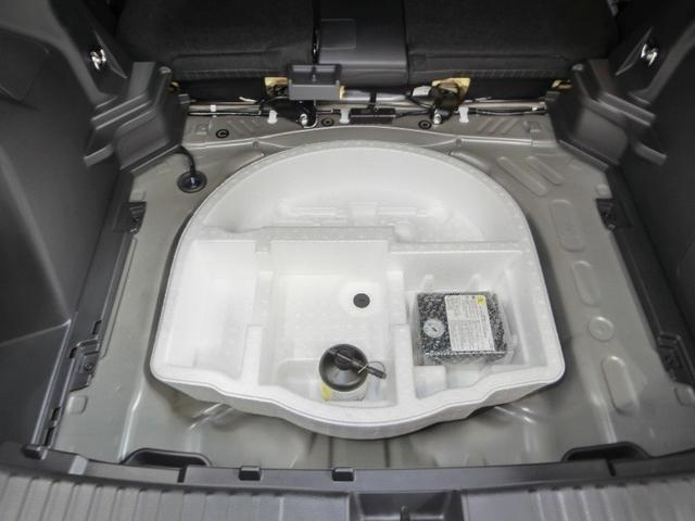 ヤリスクロス ハイブリッドZ ハイブリッド ワンオーナー 電動シート 安全装備 衝突被害軽減システム 横滑り防止機能 ABS エアバッグ オートクルーズコントロール 盗難防止装置 TV バックカメラ ETC CD スマートキー(18枚目)