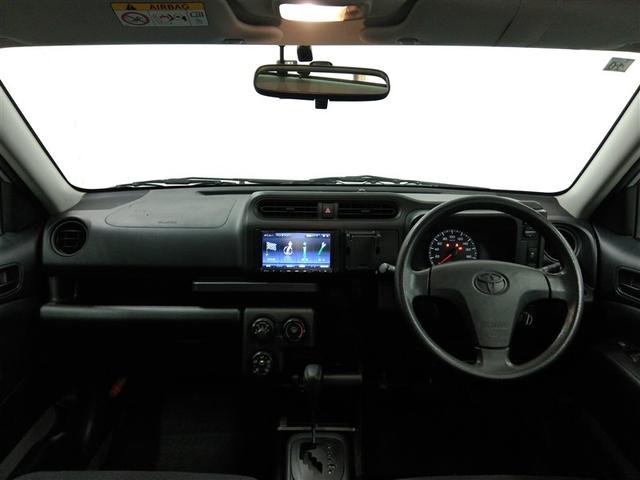 �X�^�C���b�V���ȃf�U�C���̃C���p�l�B�e����X�C�b�`�͎g���₷���ʒu�ɔz�u����Ă܂��B