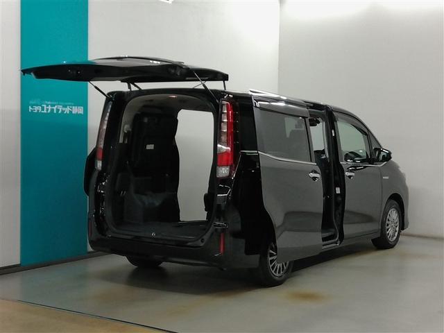 �o�b�N�h�A�ƃX���C�h�h�A���J����������Ԃł��B