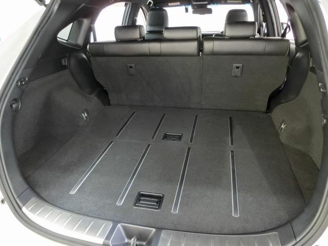 ハリアーハイブリッド プレミアム　ハイブリッド　ワンオーナー　４ＷＤ　電動シート　安全装備　衝突被害軽減システム　横滑り防止機能　ＡＢＳ　エアバッグ　オートクルーズコントロール　盗難防止装置　バックカメラ　ＥＴＣ　ドラレコ　ＣＤ（15枚目）