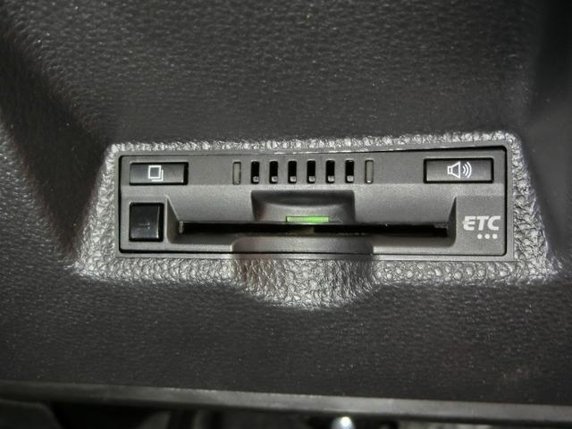 ヤリス Ｚ　ワンオーナー　展示・試乗車　安全装備　衝突被害軽減システム　横滑り防止機能　ＡＢＳ　エアバッグ　オートクルーズコントロール　盗難防止装置　バックカメラ　ＥＴＣ　ドラレコ　ミュージックプレイヤー接続可（16枚目）