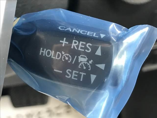 Z 登録済未使用車 プリクラッシュセーフティ LEDヘッドライト 電動格納ドアミラー レーダークルコン クリアランスソナー 本革巻ステアリング オートエアコン 防眩インナーミラー ステアリングスイッチ(4枚目)