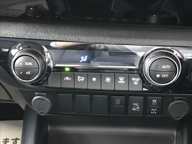 Z 登録済未使用車 プリクラッシュセーフティ LEDヘッドライト 電動格納ドアミラー レーダークルコン クリアランスソナー 本革巻ステアリング オートエアコン 防眩インナーミラー ステアリングスイッチ(12枚目)
