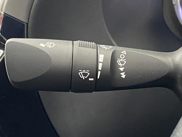 Z 登録済未使用車 プリクラッシュセーフティ LEDヘッドライト 電動格納ドアミラー レーダークルコン クリアランスソナー 本革巻ステアリング オートエアコン 防眩インナーミラー ステアリングスイッチ(30枚目)