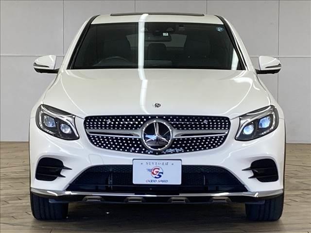 ＧＬＣ２２０ｄ　４マチッククーペスポーツ（本革仕様）　禁煙　ワンオーナー　サンルーフ　ブルメスターサウンド　シートヒーター　追従クルーズコントロール　全周囲カメラ　シートメモリー　電動リアゲート　ブラインドスポットモニター　ヘッドアップディスプレイ(3枚目)