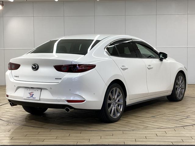 マツダ ＭＡＺＤＡ３セダン