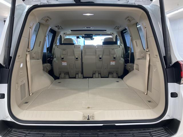 TOYOTA LAND CRUISER ZX | 2024 | PEARL WHITE | 13000 km