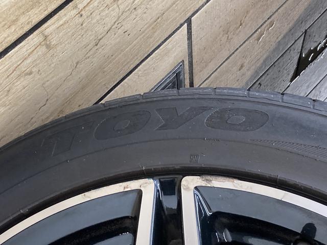 Ｖクラス Ｖ２２０　ｄ　アバンギャルドロング　ＡＭＧライン　純正ナビ／全周囲カメラ／サンルーフ／ブルメスターサウンド／黒革シート／両側電動スライド／パワーバックドア／パワーシート／アダクティブクルーズコントロール／純正１９インチアルミホイール／ＬＥＤヘッド（26枚目）