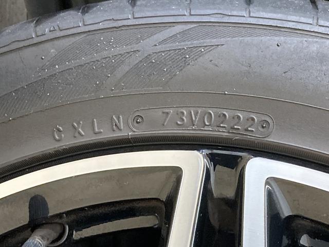 Ｖクラス Ｖ２２０　ｄ　アバンギャルドロング　ＡＭＧライン　純正ナビ／全周囲カメラ／サンルーフ／ブルメスターサウンド／黒革シート／両側電動スライド／パワーバックドア／パワーシート／アダクティブクルーズコントロール／純正１９インチアルミホイール／ＬＥＤヘッド（30枚目）