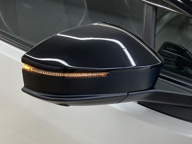 プリウス Ｚ　全周囲／黒革／１２．３型ナビ／ベンチレーション／シートヒーター／パワーシート／セーフティーセンス／レーダークルーズコントロール／パワーバッグドア／ブラインドスポットモニター／デジタルインナーミラー（24枚目）