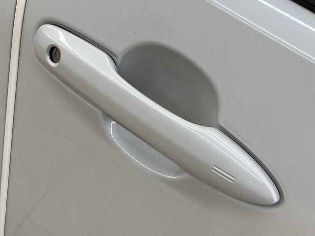 プリウス Ｚ　全周囲／黒革／１２．３型ナビ／ベンチレーション／シートヒーター／パワーシート／セーフティーセンス／レーダークルーズコントロール／パワーバッグドア／ブラインドスポットモニター／デジタルインナーミラー（25枚目）
