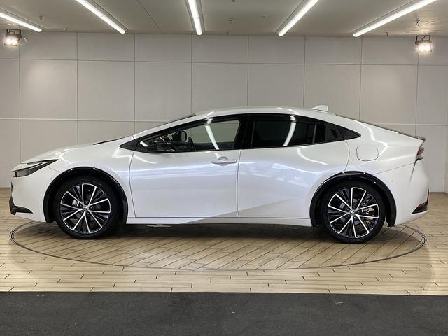 プリウス Ｚ　全周囲／黒革／１２．３型ナビ／ベンチレーション／シートヒーター／パワーシート／セーフティーセンス／レーダークルーズコントロール／パワーバッグドア／ブラインドスポットモニター／デジタルインナーミラー（42枚目）