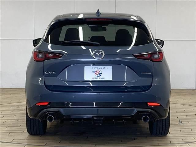 ＣＸ－５ ＸＤ　スポーツアピアランス　１０型ナビ／全周囲カメラ／レーダークルーズコントロール／シートヒーター／ワイヤレス充電／メモリー付パワーシート／ブラックレザーシート／パワーバッグドア／ＬＥＤヘッド／純正１９インチアルミホイール（15枚目）