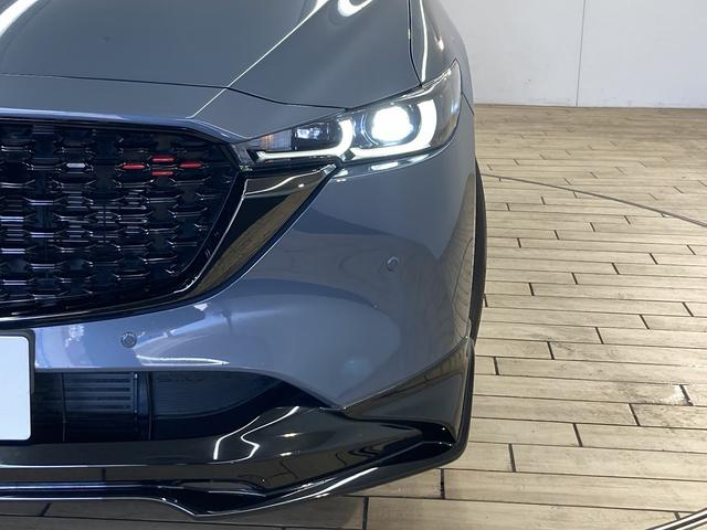 ＣＸ－５ ＸＤ　スポーツアピアランス　１０型ナビ／全周囲カメラ／レーダークルーズコントロール／シートヒーター／ワイヤレス充電／メモリー付パワーシート／ブラックレザーシート／パワーバッグドア／ＬＥＤヘッド／純正１９インチアルミホイール（24枚目）