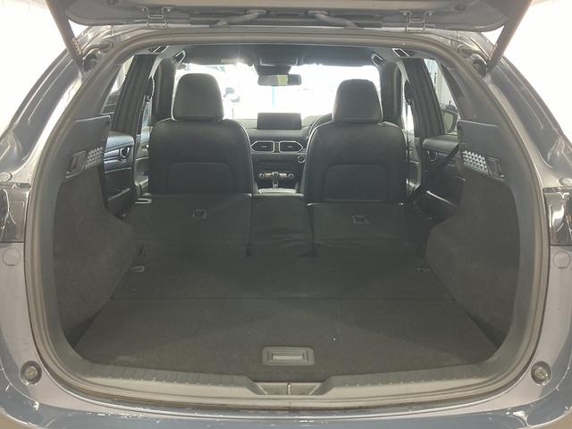 ＣＸ－５ ＸＤ　スポーツアピアランス　１０型ナビ／全周囲カメラ／レーダークルーズコントロール／シートヒーター／ワイヤレス充電／メモリー付パワーシート／ブラックレザーシート／パワーバッグドア／ＬＥＤヘッド／純正１９インチアルミホイール（32枚目）