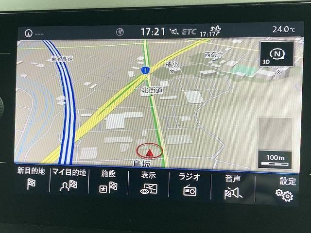 ポロ ＴＳＩコンフォートライン　純正ナビ／ＡｐｐｌｅＣａｒＰｌａｙ／バックカメラ／ＥＴＣ／フルセグテレビ／クルーズコントロール／ステアリングスイッチ／オートエアコン／オートライト／ＣＤ・ＤＶＤデッキ／フロントフォグランプ（4枚目）