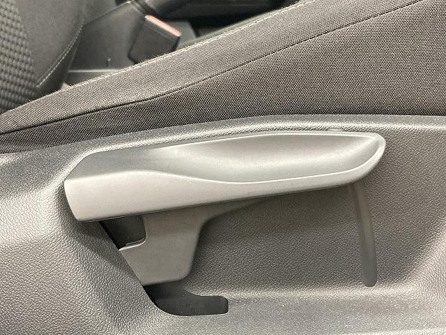 ポロ ＴＳＩコンフォートライン　純正ナビ／ＡｐｐｌｅＣａｒＰｌａｙ／バックカメラ／ＥＴＣ／フルセグテレビ／クルーズコントロール／ステアリングスイッチ／オートエアコン／オートライト／ＣＤ・ＤＶＤデッキ／フロントフォグランプ（67枚目）
