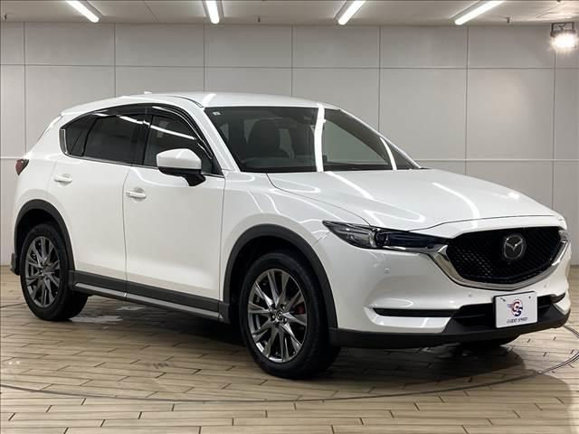 ＣＸ－５ ＸＤ　エクスクルーシブモード　純正ナビ／全周囲モニター／ＢＯＳＥサウンドシステム／レーダークルーズコントロール／電動リアゲート／ナッパーレザー／クリアランスソナー／シートヒーター／ブラインドスポットモニター／ＥＴＣ／パワーシート（14枚目）