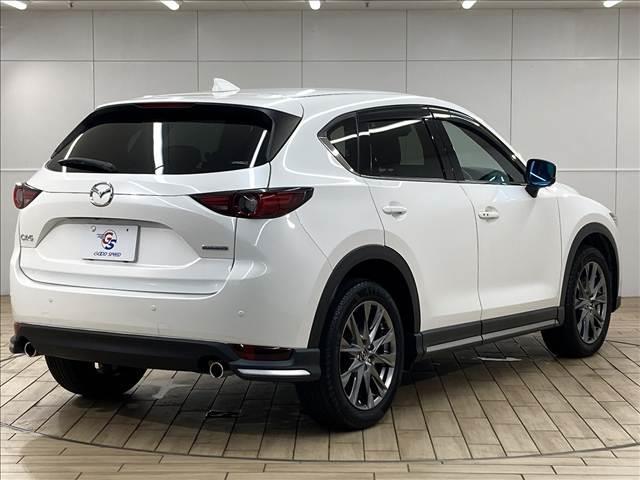 ＣＸ－５ ＸＤ　エクスクルーシブモード　純正ナビ／全周囲モニター／ＢＯＳＥサウンドシステム／レーダークルーズコントロール／電動リアゲート／ナッパーレザー／クリアランスソナー／シートヒーター／ブラインドスポットモニター／ＥＴＣ／パワーシート（17枚目）
