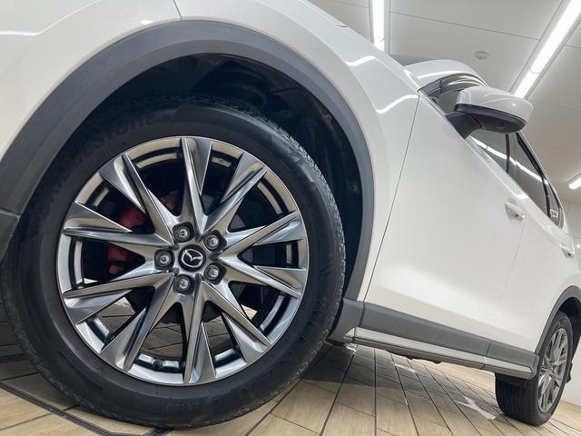 ＣＸ－５ ＸＤ　エクスクルーシブモード　純正ナビ／全周囲モニター／ＢＯＳＥサウンドシステム／レーダークルーズコントロール／電動リアゲート／ナッパーレザー／クリアランスソナー／シートヒーター／ブラインドスポットモニター／ＥＴＣ／パワーシート（24枚目）