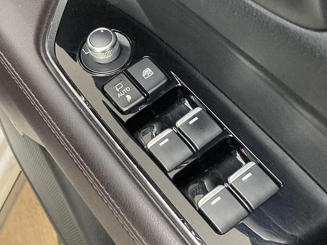 ＣＸ－５ ＸＤ　エクスクルーシブモード　純正ナビ／全周囲モニター／ＢＯＳＥサウンドシステム／レーダークルーズコントロール／電動リアゲート／ナッパーレザー／クリアランスソナー／シートヒーター／ブラインドスポットモニター／ＥＴＣ／パワーシート（47枚目）