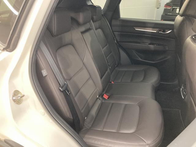 ＣＸ－５ ＸＤ　エクスクルーシブモード　純正ナビ／全周囲モニター／ＢＯＳＥサウンドシステム／レーダークルーズコントロール／電動リアゲート／ナッパーレザー／クリアランスソナー／シートヒーター／ブラインドスポットモニター／ＥＴＣ／パワーシート（80枚目）