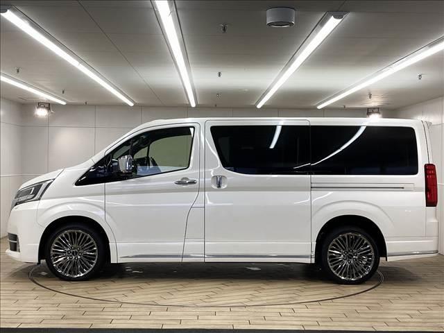 グランエース プレミアム 純正ナビ/全周囲モニター/両側電動スライドドア/シートヒーター/フリップダウンモニター/レーダークルーズコントロール/ブラインドスポットモニター/ETC/パワーシート/クリアランスソナー(16枚目)