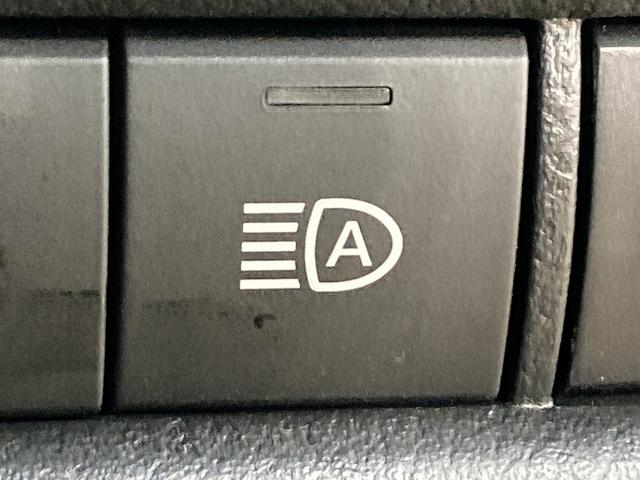 グランエース プレミアム 純正ナビ/全周囲モニター/両側電動スライドドア/シートヒーター/フリップダウンモニター/レーダークルーズコントロール/ブラインドスポットモニター/ETC/パワーシート/クリアランスソナー(50枚目)