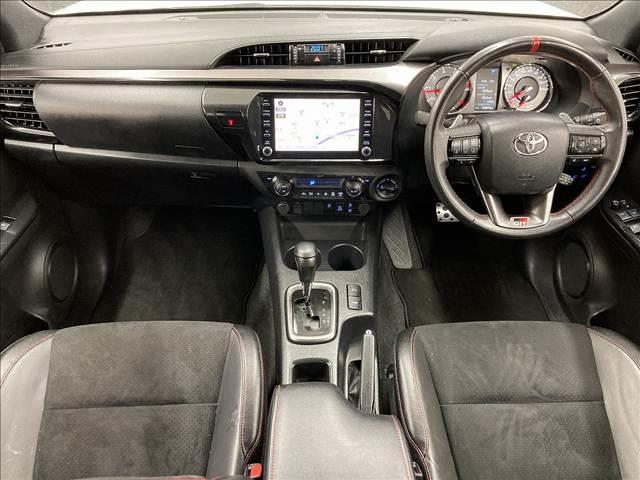 ハイラックス Ｚ“ＧＲ　ＳＰＯＲＴ”　純正ナビ／全周囲モニター／ハードトノカバー／ベッドライナー／レーダークルーズコントロール／リアデフロック／クリアランスソナー／レーンキープ／ＥＴＣ（2枚目）