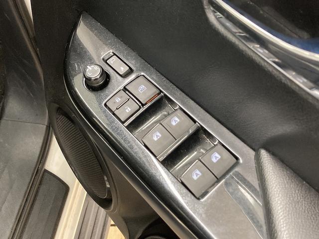ハイラックス Ｚ“ＧＲ　ＳＰＯＲＴ”　純正ナビ／全周囲モニター／ハードトノカバー／ベッドライナー／レーダークルーズコントロール／リアデフロック／クリアランスソナー／レーンキープ／ＥＴＣ（46枚目）