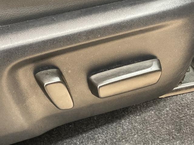ハイラックス Ｚ“ＧＲ　ＳＰＯＲＴ”　純正ナビ／全周囲モニター／ハードトノカバー／ベッドライナー／レーダークルーズコントロール／リアデフロック／クリアランスソナー／レーンキープ／ＥＴＣ（47枚目）